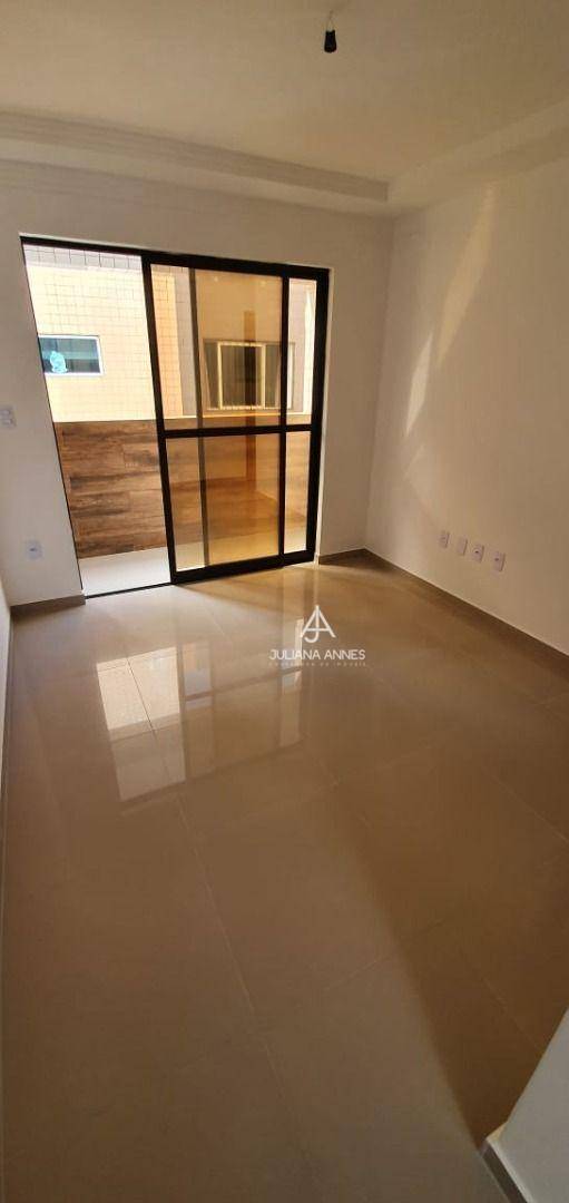 Apartamento à venda com 2 quartos, 72m² - Foto 1