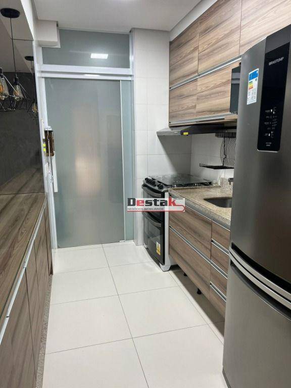 Apartamento à venda com 3 quartos, 94m² - Foto 11