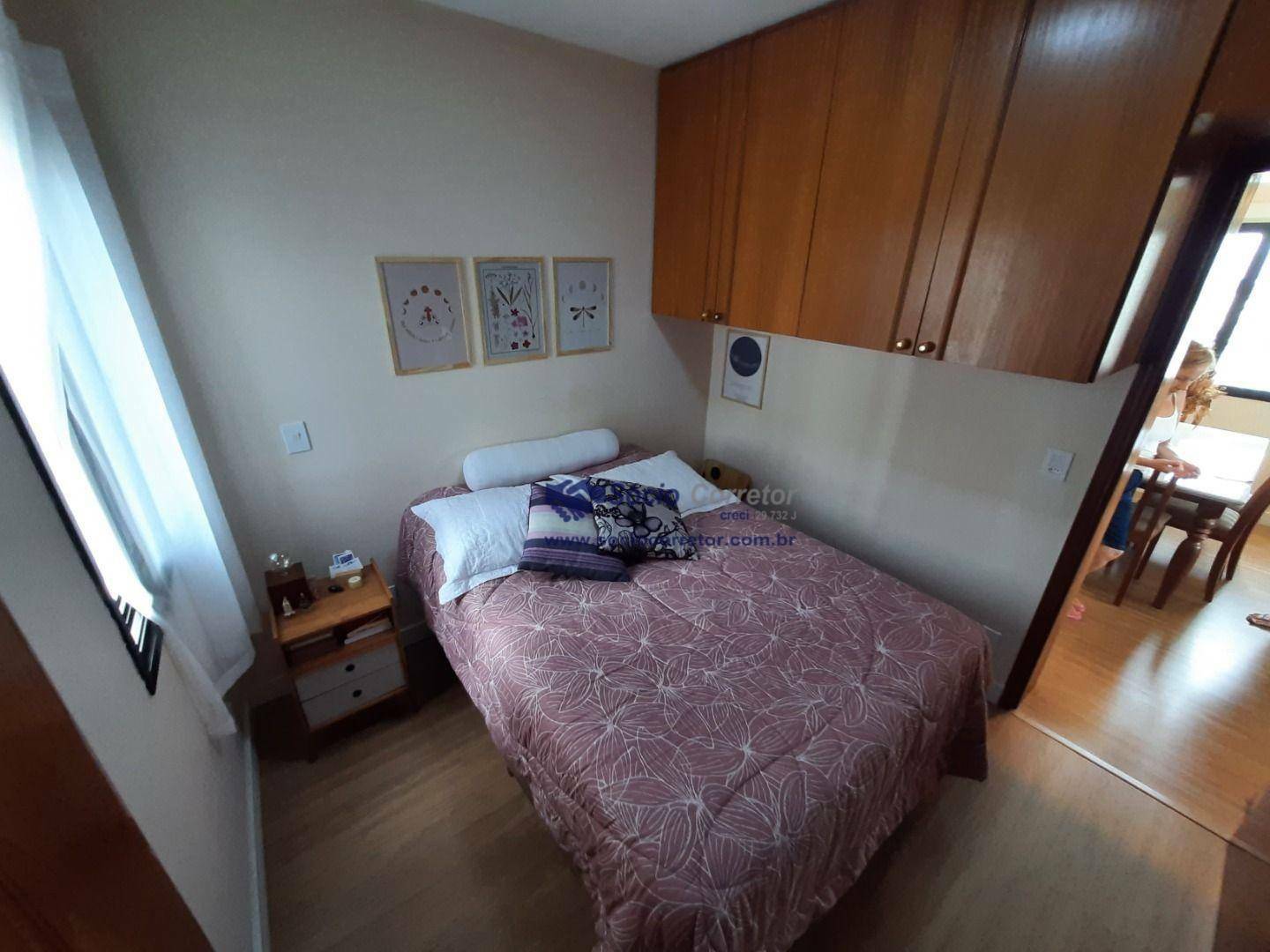 Apartamento à venda com 3 quartos, 121m² - Foto 10