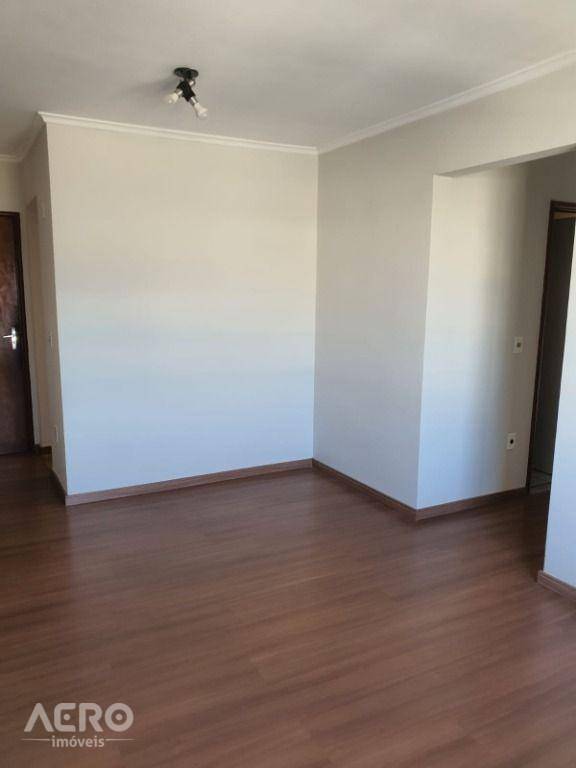 Apartamento à venda com 3 quartos, 66m² - Foto 6