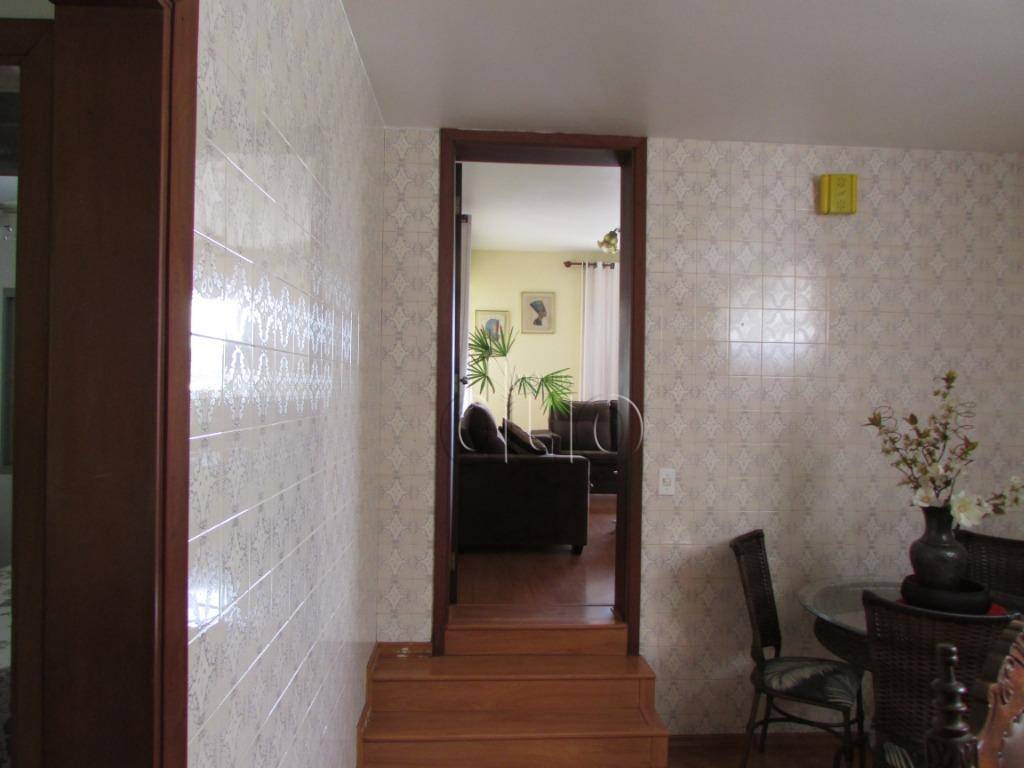 Casa à venda com 4 quartos, 270m² - Foto 29