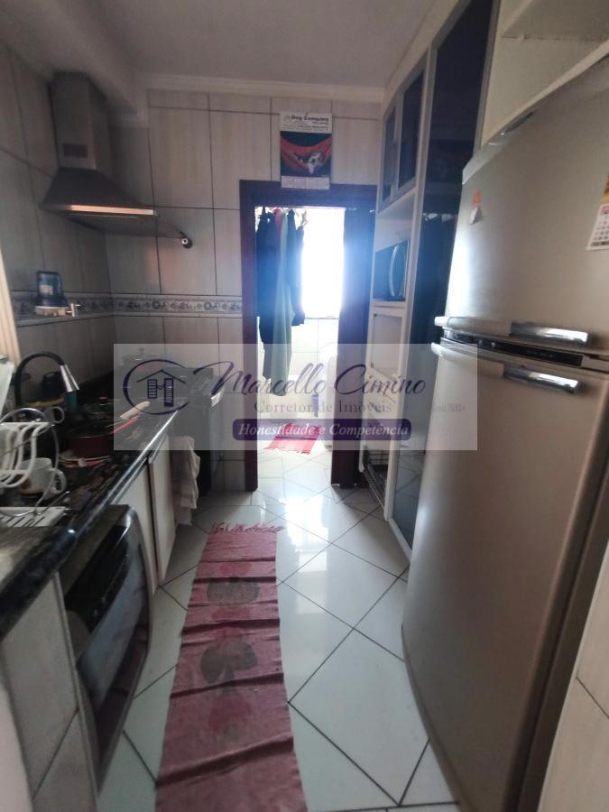 Apartamento à venda com 3 quartos, 75m² - Foto 10