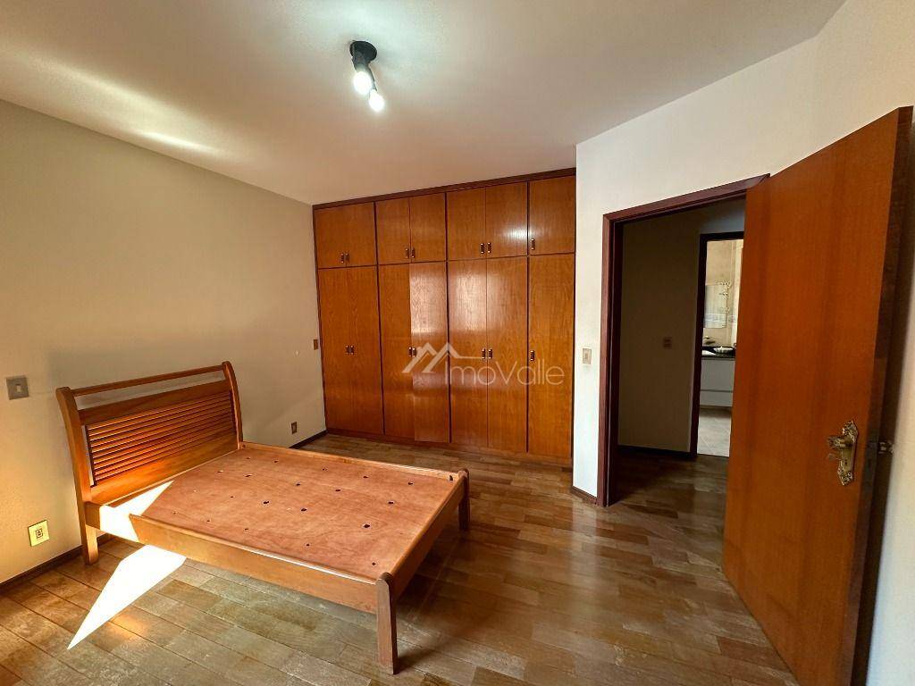 Casa de Condomínio à venda e aluguel com 4 quartos, 220m² - Foto 37