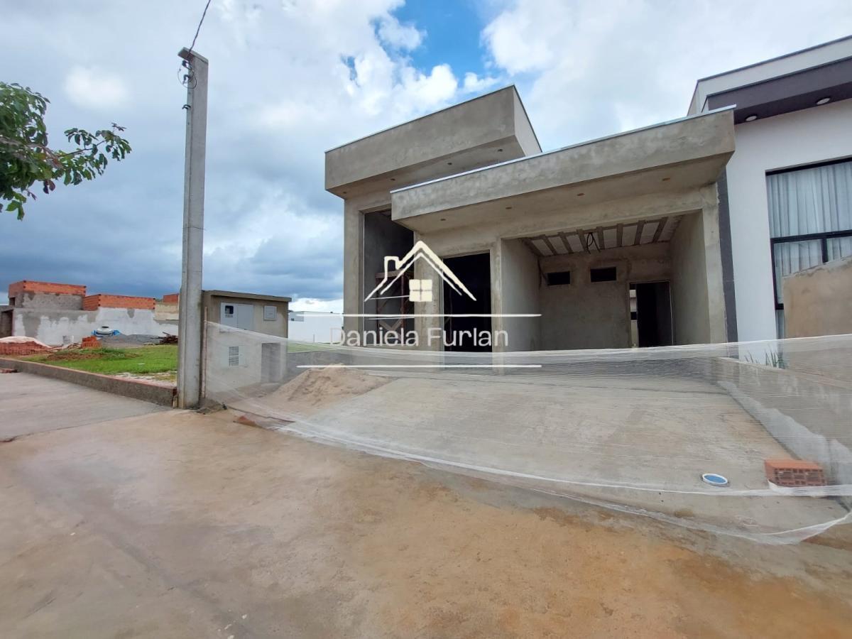 Casa de Condomínio à venda com 3 quartos, 132m² - Foto 1