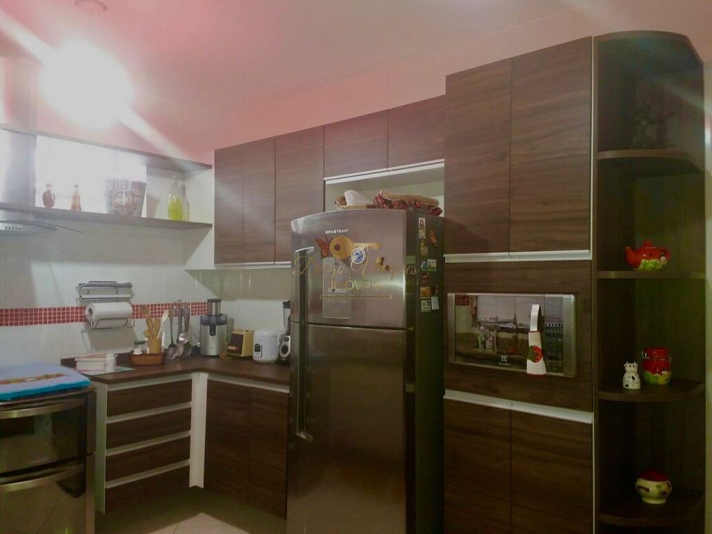 Casa de Condomínio à venda com 4 quartos, 320m² - Foto 13
