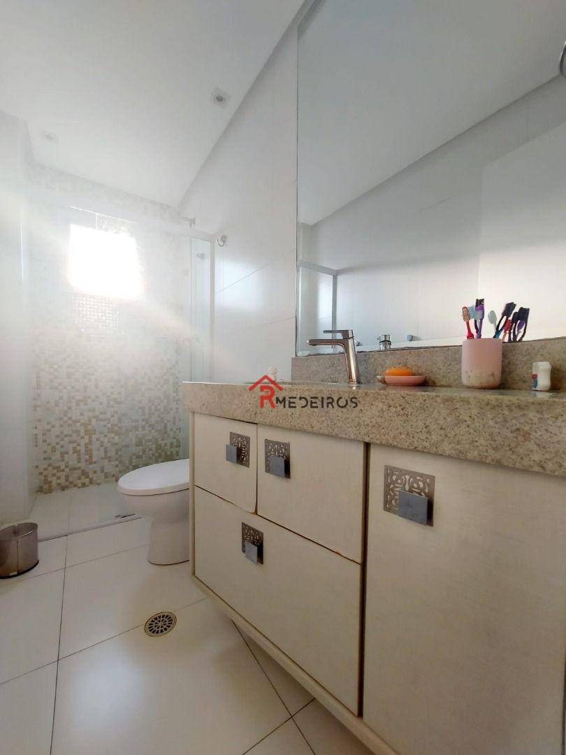 Apartamento à venda com 4 quartos, 213m² - Foto 24