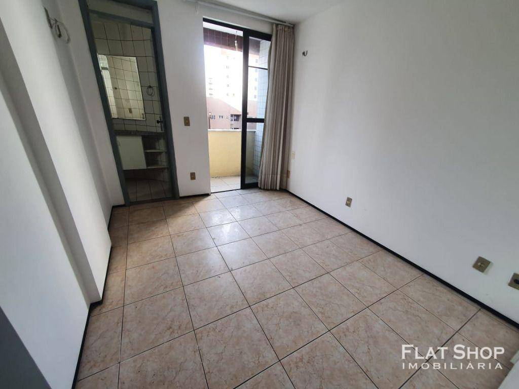 Apartamento à venda com 2 quartos, 51m² - Foto 5