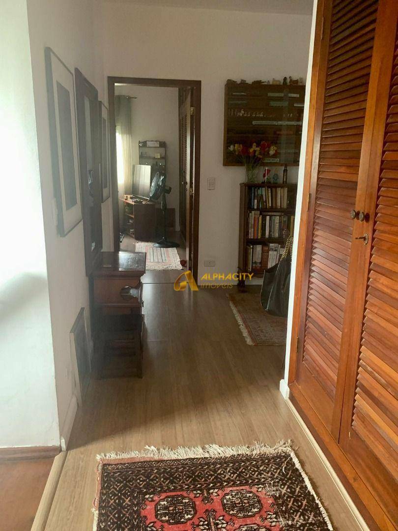 Casa de Condomínio à venda com 4 quartos, 381m² - Foto 15