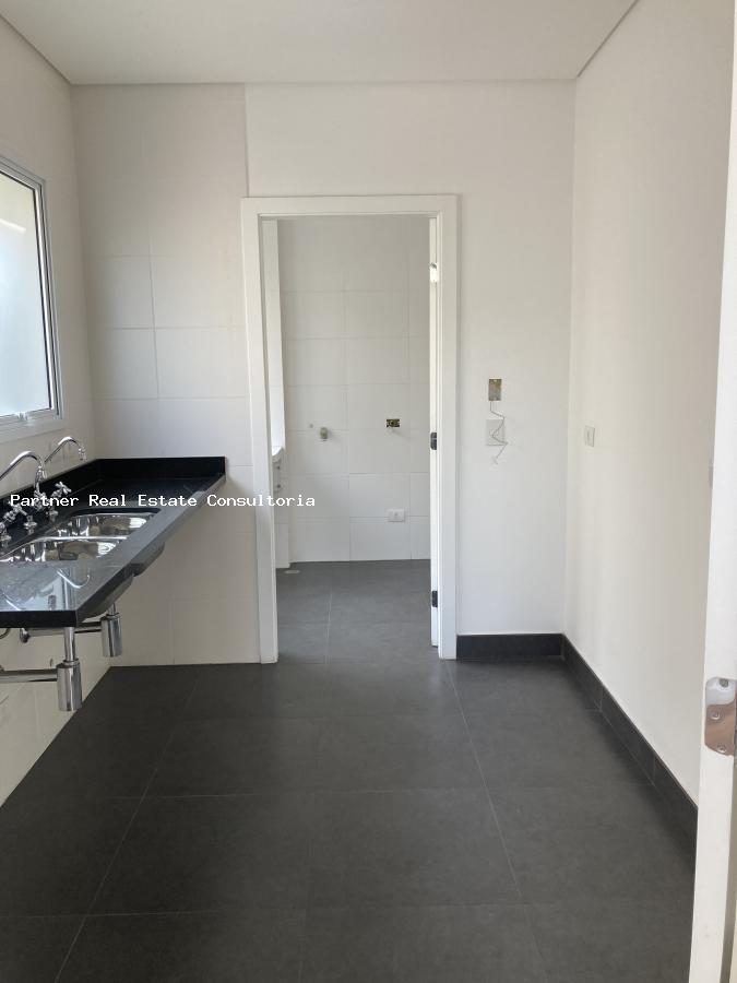 Casa de Condomínio à venda com 4 quartos, 300m² - Foto 17