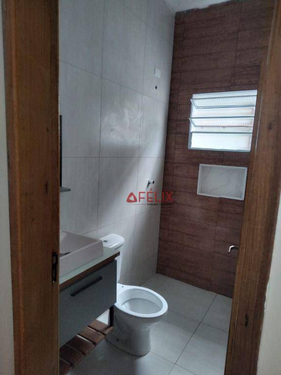 Casa à venda com 3 quartos, 82m² - Foto 12