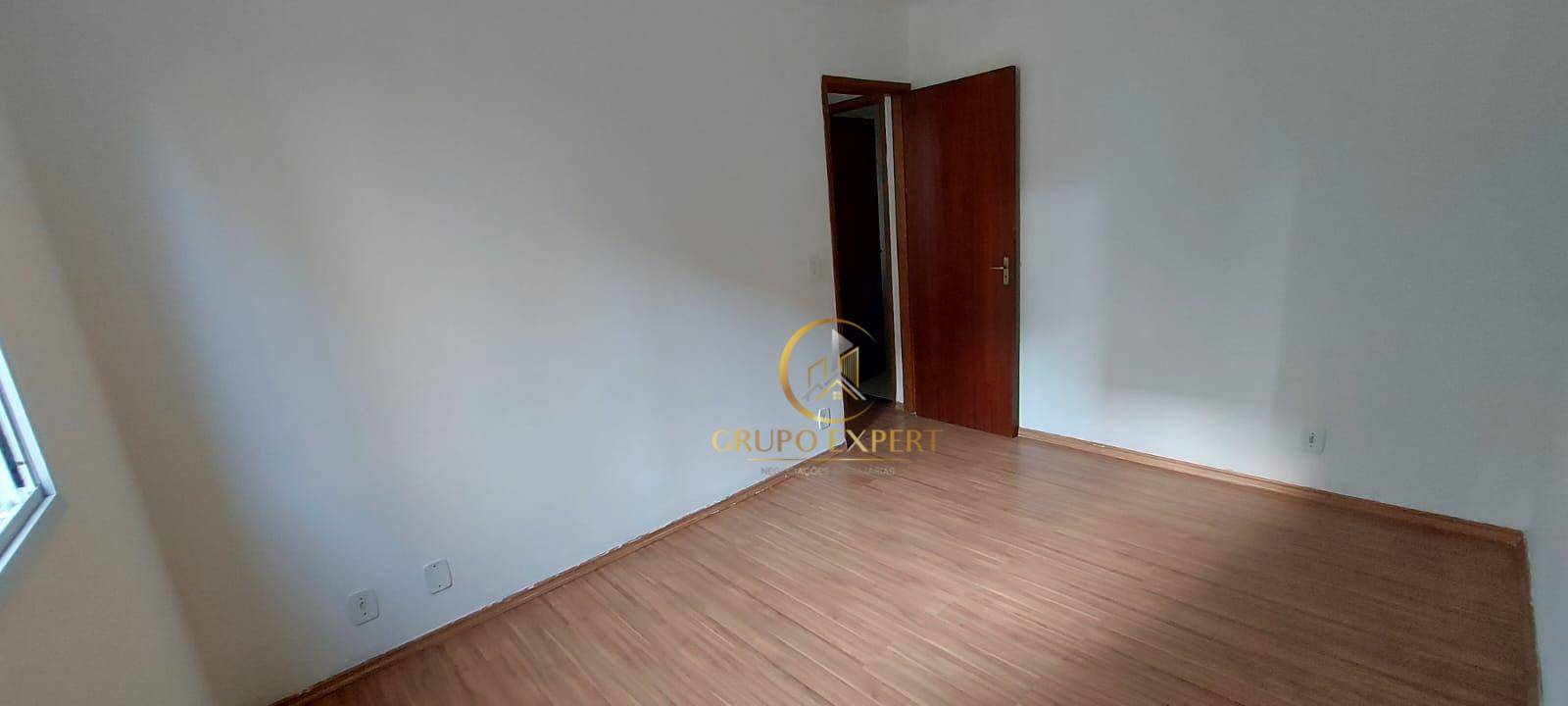 Apartamento à venda com 2 quartos, 52m² - Foto 3