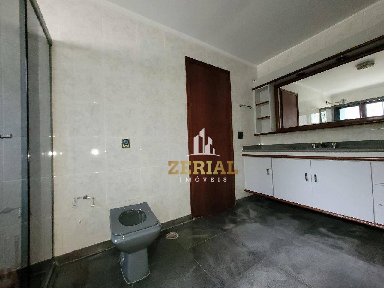 Sobrado à venda com 4 quartos, 434m² - Foto 24