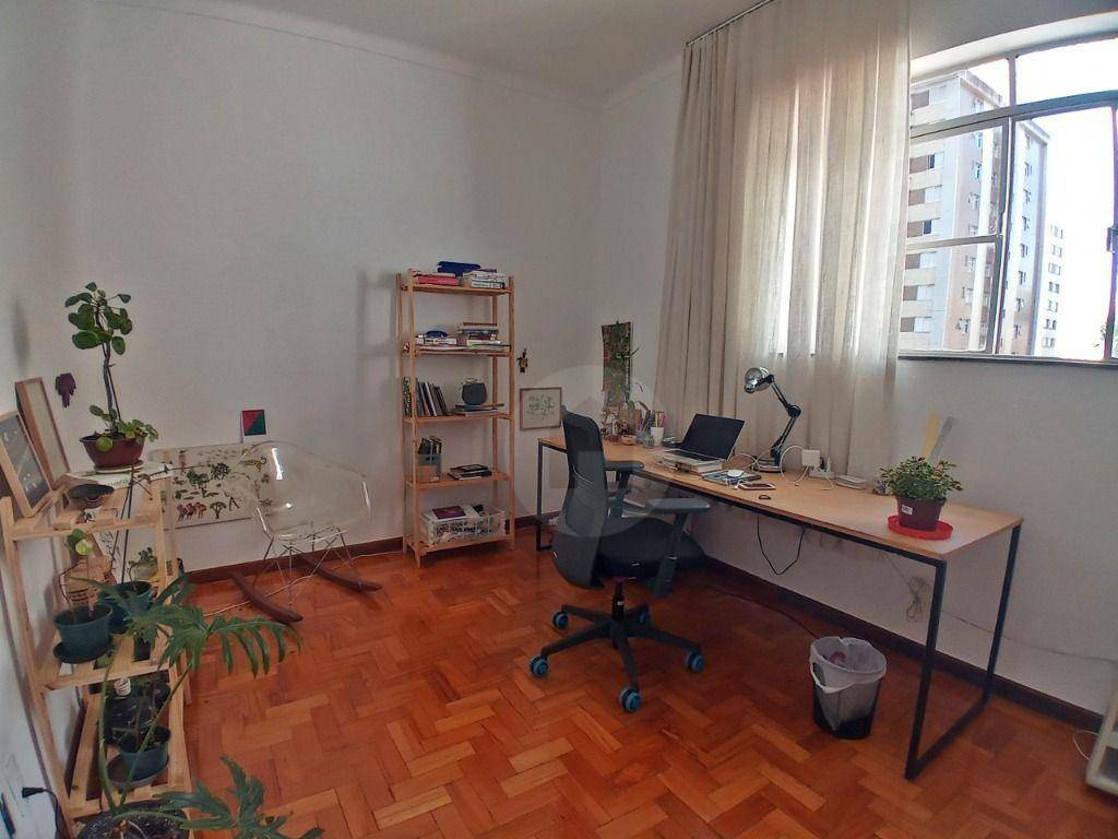 Apartamento à venda com 3 quartos, 140m² - Foto 12