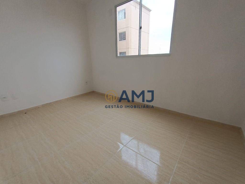 Apartamento à venda com 2 quartos, 42m² - Foto 9