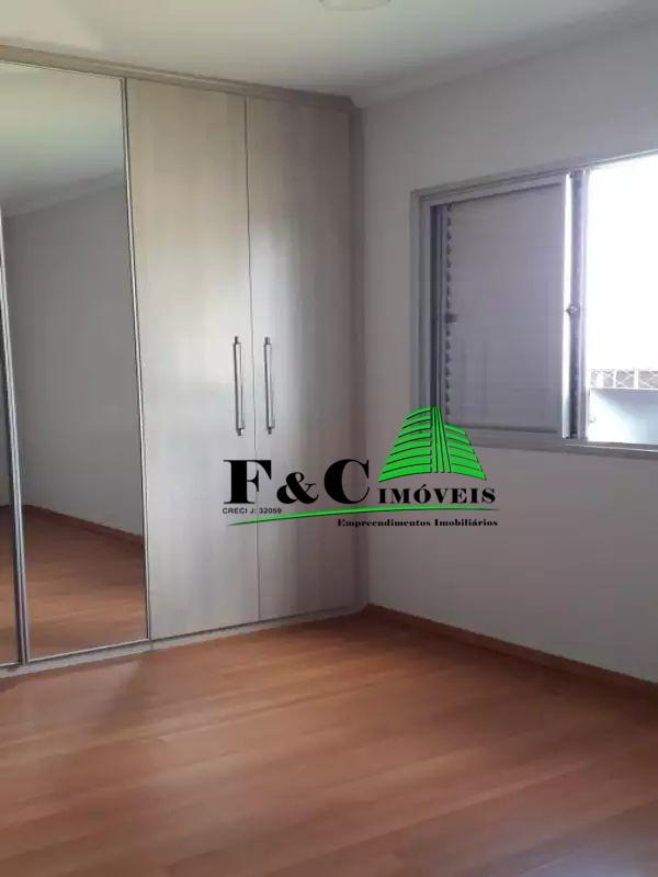 Apartamento à venda com 3 quartos - Foto 1