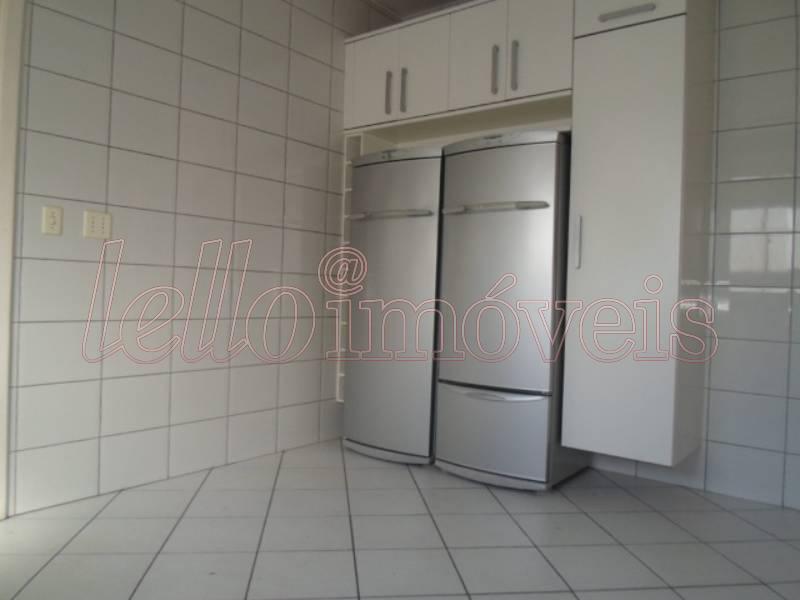 Apartamento à venda com 3 quartos, 212m² - Foto 26