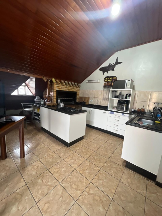 Casa à venda com 2 quartos, 221m² - Foto 9