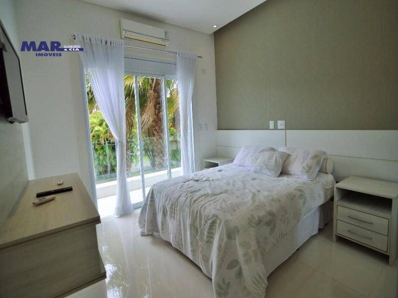 Casa à venda com 7 quartos, 1050m² - Foto 19