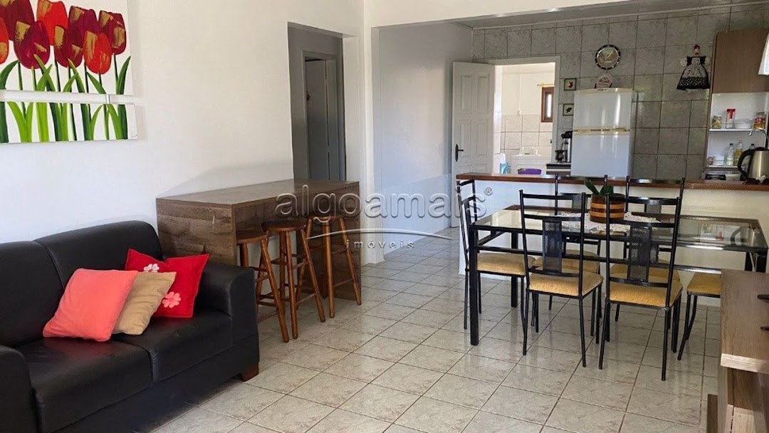 Casa à venda com 3 quartos, 108m² - Foto 6