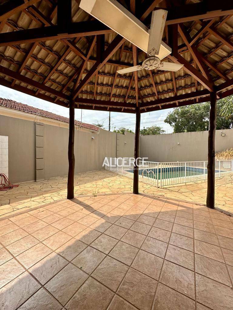 Casa à venda com 3 quartos, 248m² - Foto 36