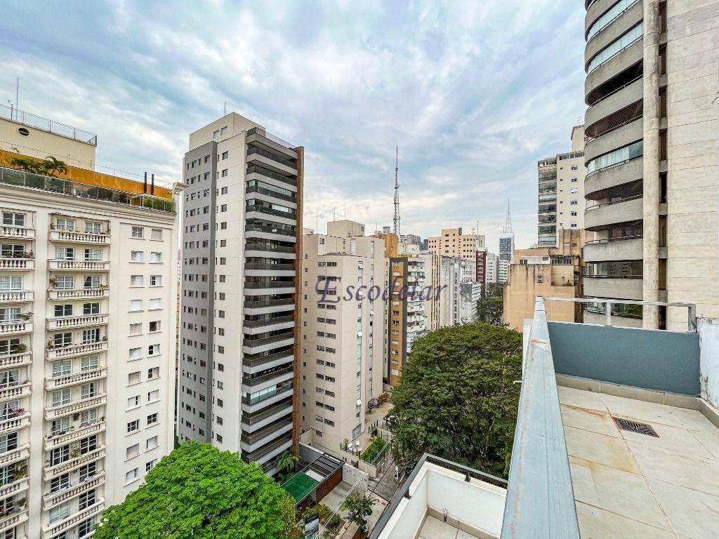 Apartamento para alugar com 2 quartos, 180m² - Foto 17