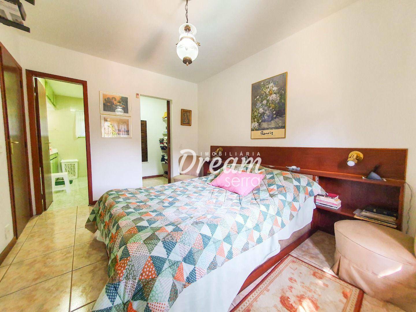 Casa à venda com 4 quartos, 320m² - Foto 22