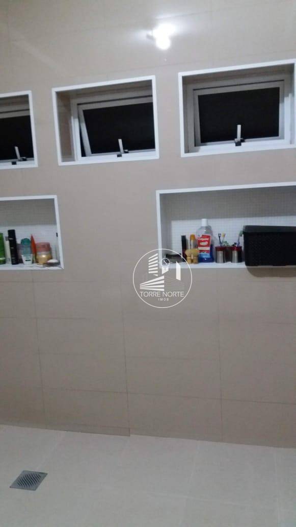 Sobrado à venda com 4 quartos, 260m² - Foto 65