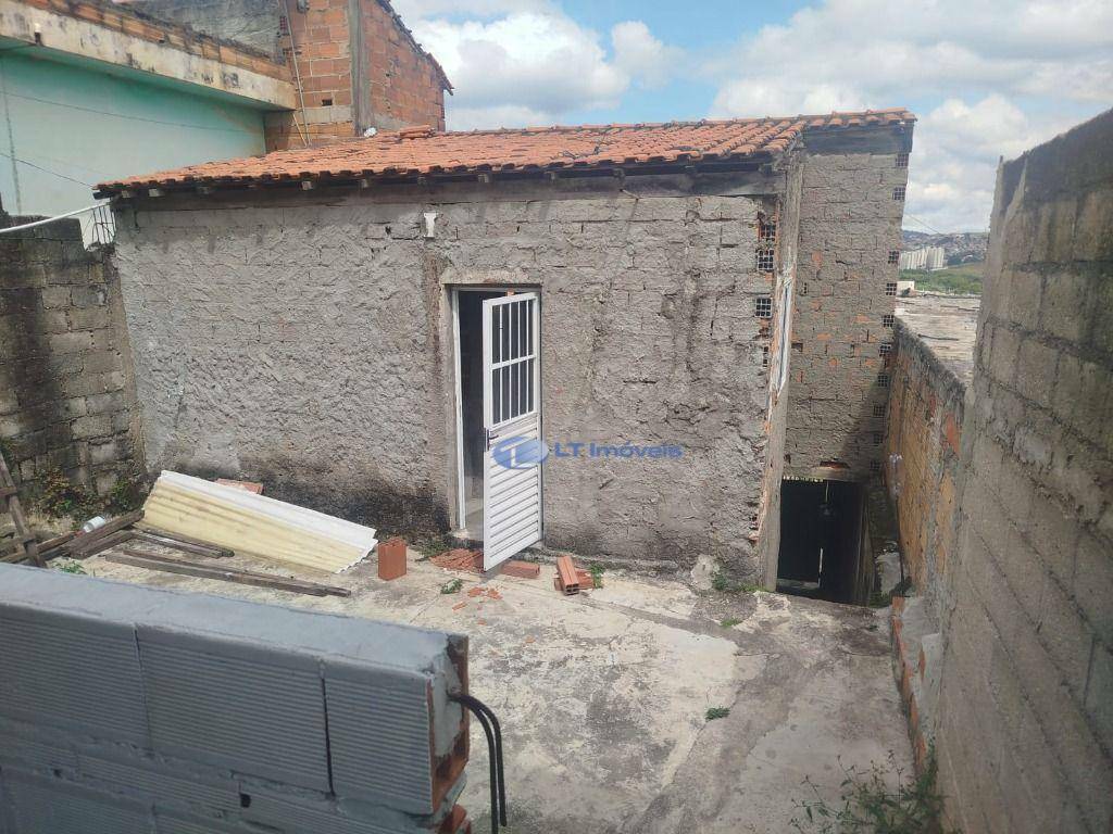 Casa à venda com 1 quarto, 142m² - Foto 16