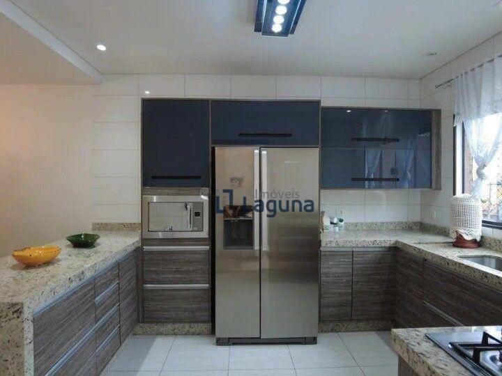 Sobrado à venda com 3 quartos, 212m² - Foto 8