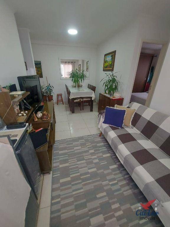 Apartamento à venda com 2 quartos, 44m² - Foto 3