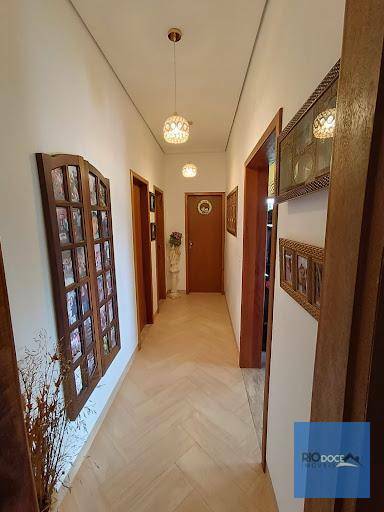Casa à venda com 4 quartos, 230m² - Foto 12