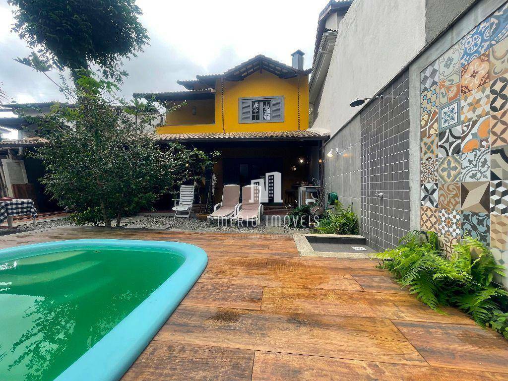 Casa de Condomínio à venda e aluguel com 3 quartos, 270m² - Foto 9