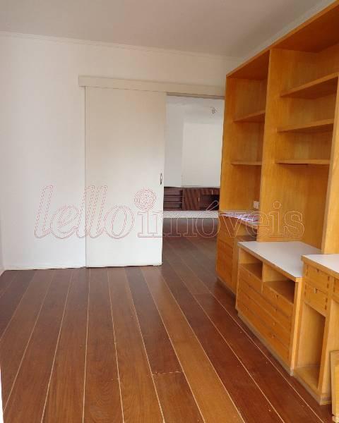 Apartamento à venda com 3 quartos, 226m² - Foto 3