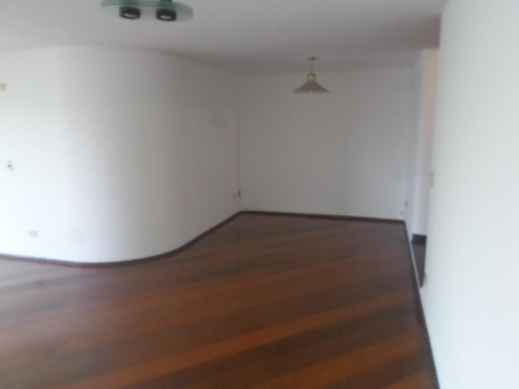 Apartamento à venda com 4 quartos, 188m² - Foto 10