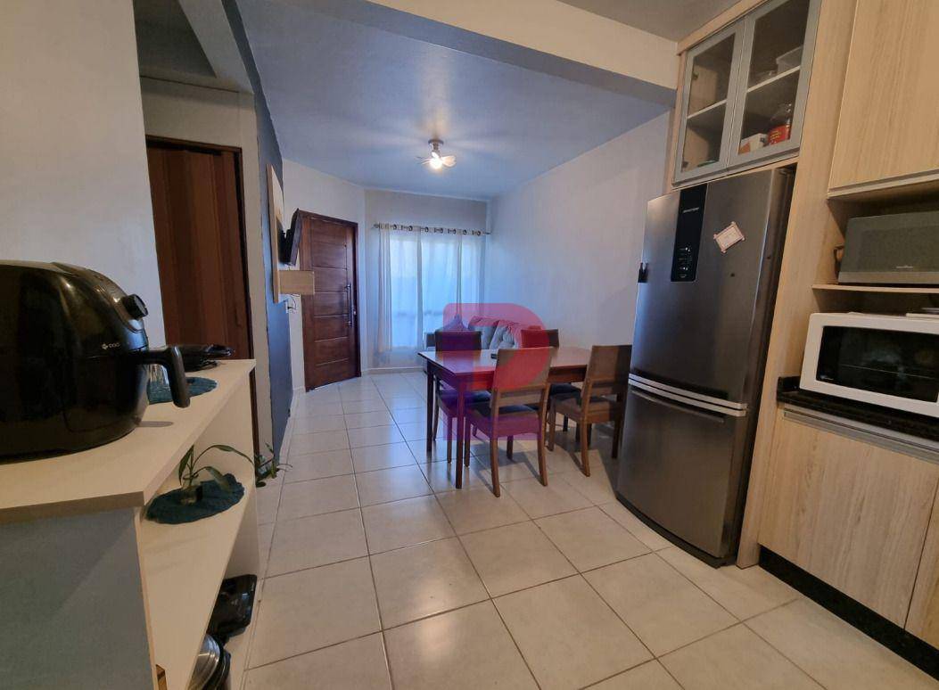 Casa à venda com 2 quartos, 80m² - Foto 6