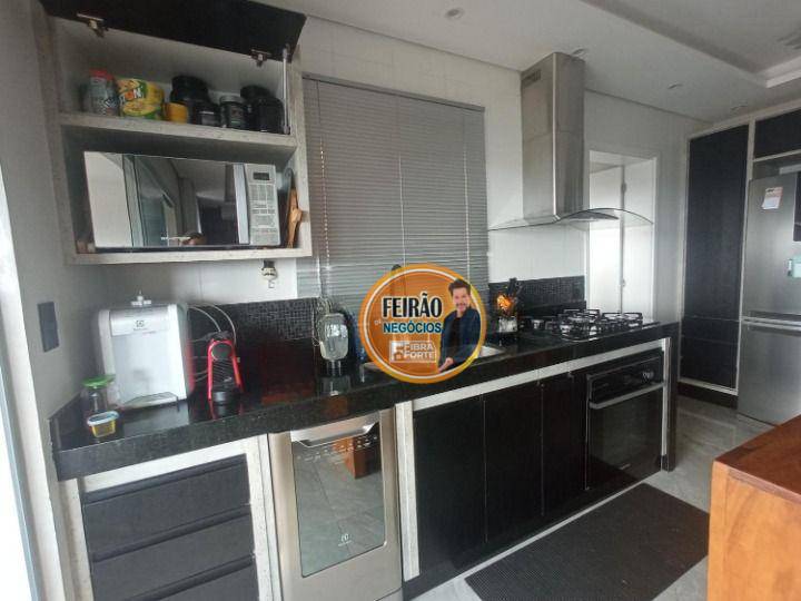 Apartamento à venda com 3 quartos, 94m² - Foto 8