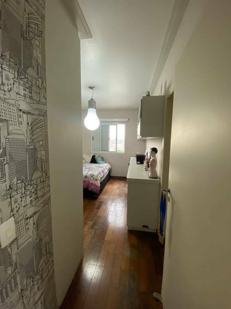 Apartamento à venda com 4 quartos, 145m² - Foto 25