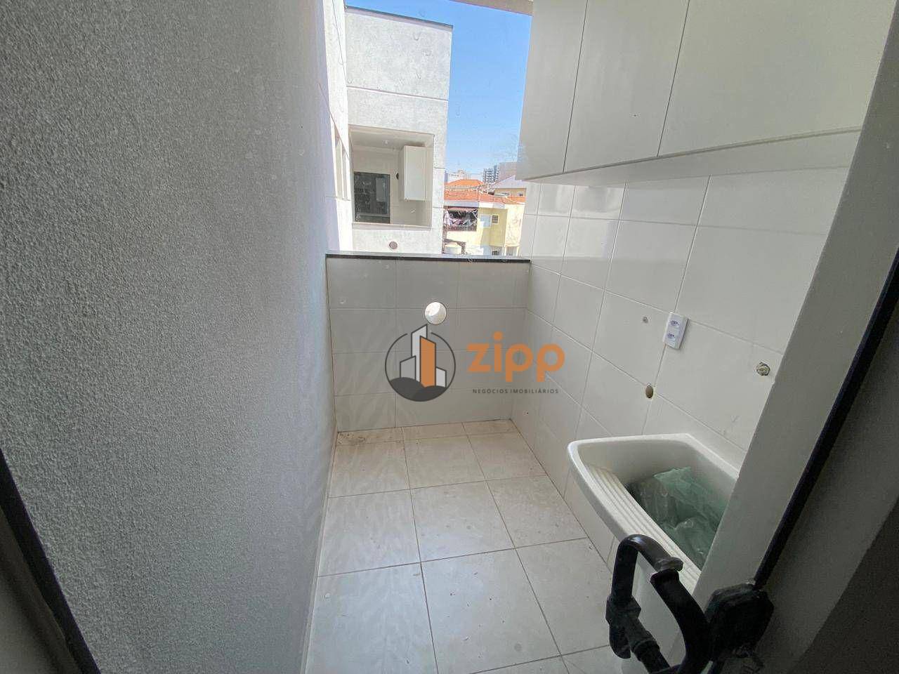 Apartamento para alugar com 2 quartos, 42m² - Foto 4