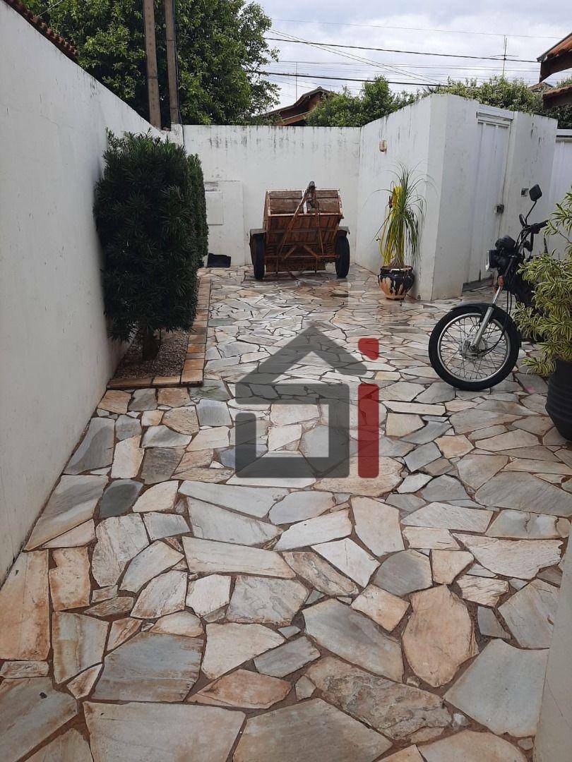 Casa, 3 quartos, 318 m² - Foto 3