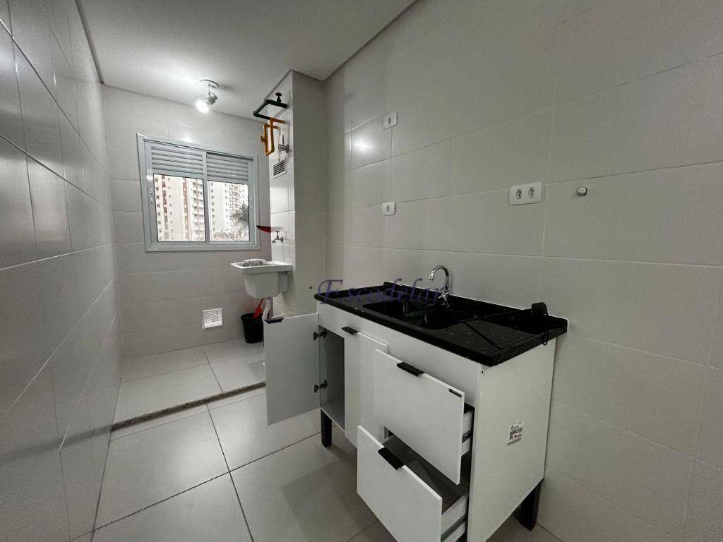 Apartamento à venda com 2 quartos, 45m² - Foto 2