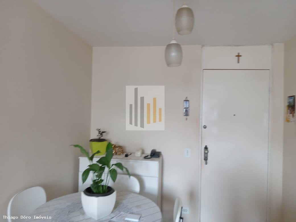 Apartamento à venda com 2 quartos, 55m² - Foto 2