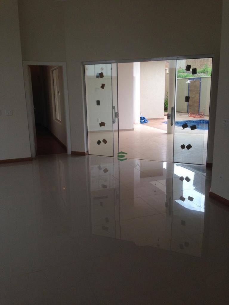 Casa de Condomínio à venda e aluguel com 3 quartos, 300m² - Foto 7