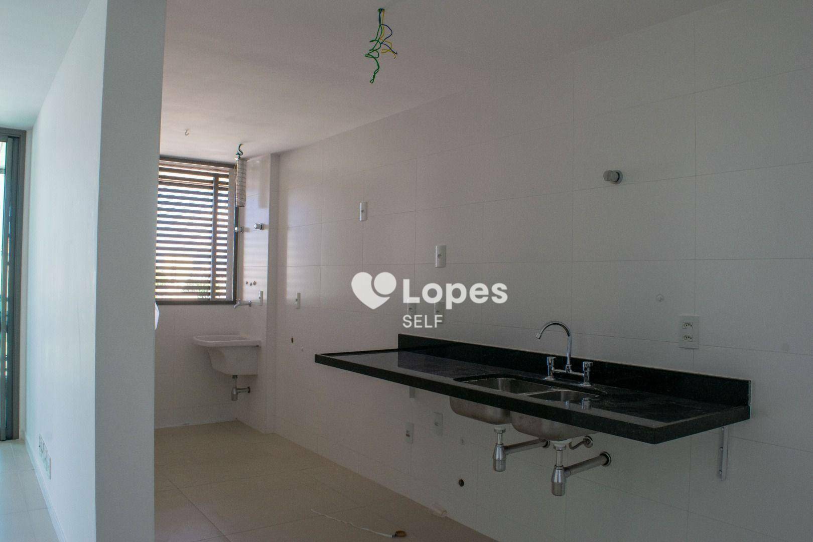 Apartamento à venda com 3 quartos, 118m² - Foto 3