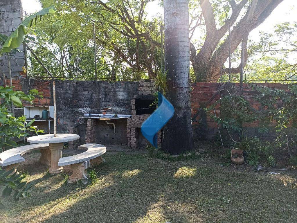 Casa à venda com 2 quartos, 133m² - Foto 6