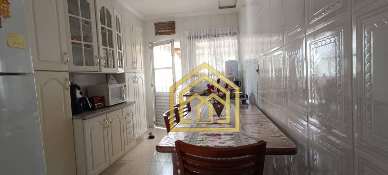 Casa à venda com 2 quartos, 193m² - Foto 16