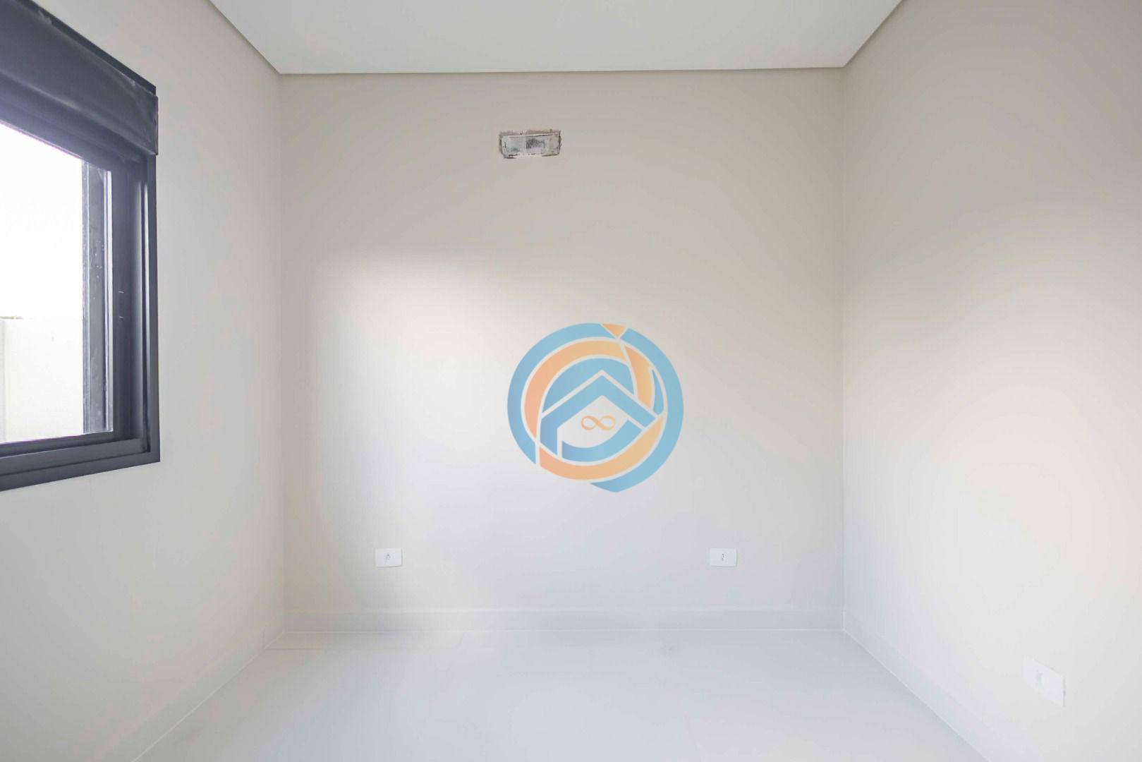 Casa à venda com 2 quartos, 52m² - Foto 21