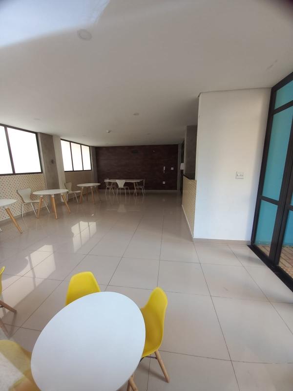 Apartamento à venda com 3 quartos, 74m² - Foto 18