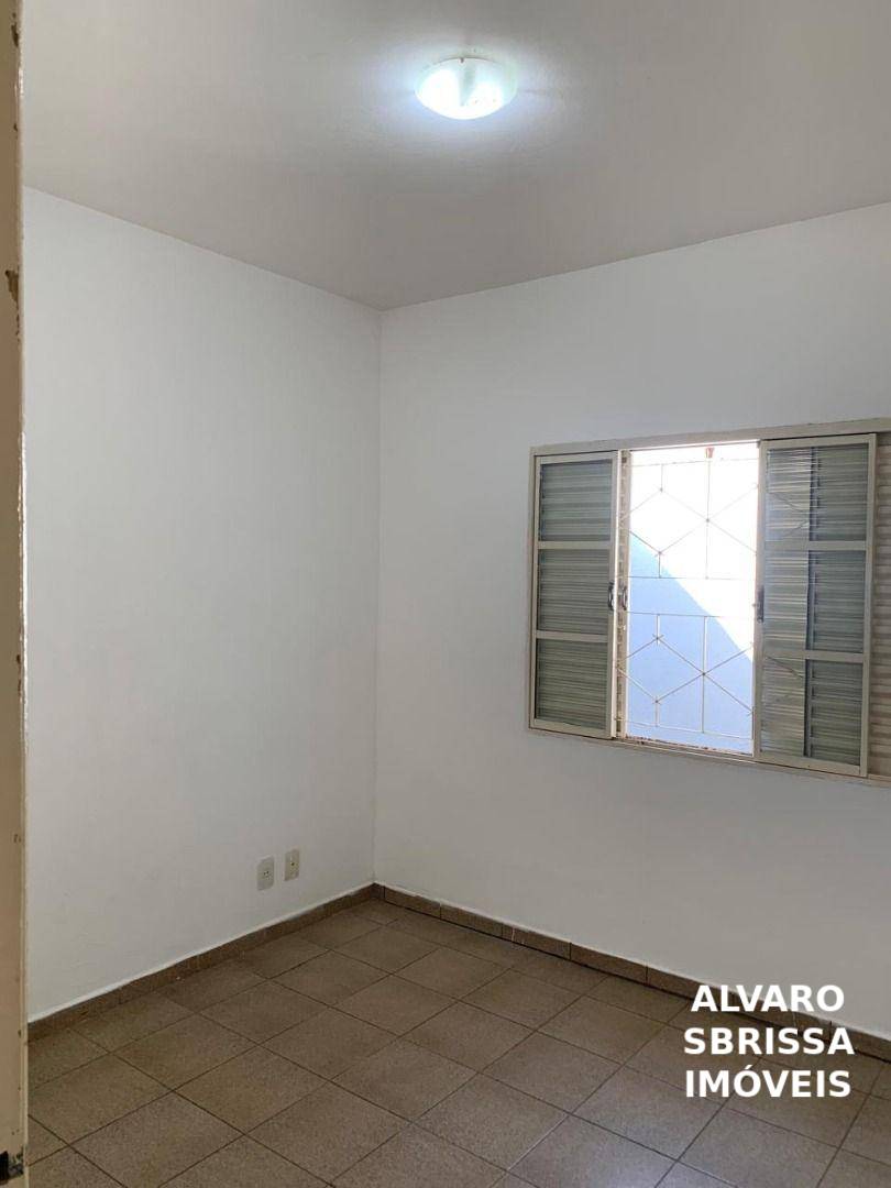 Casa à venda com 2 quartos, 94m² - Foto 4