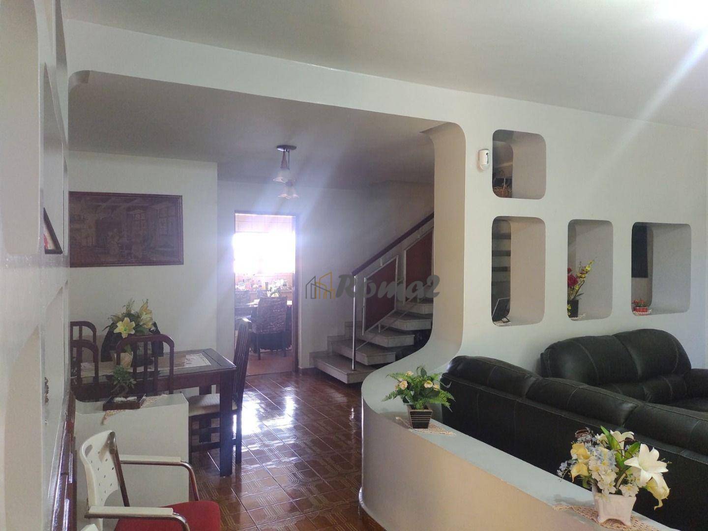 Sobrado à venda com 4 quartos, 187M2 - Foto 4