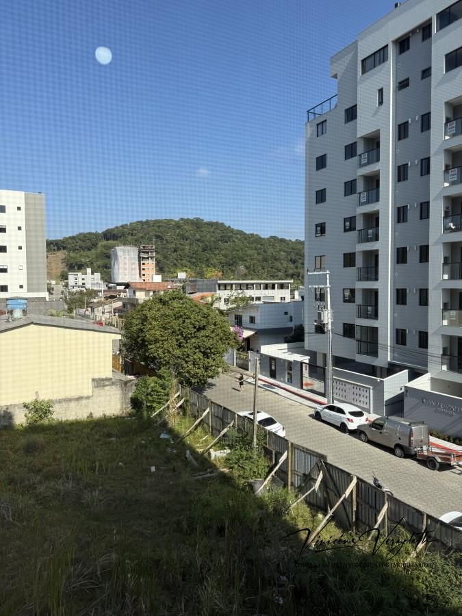 Apartamento à venda com 2 quartos, 76m² - Foto 14